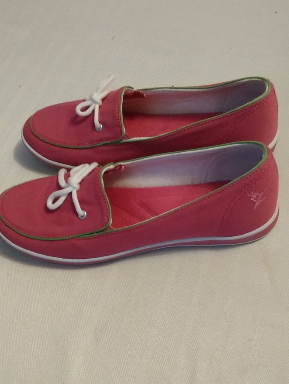 Grasshoppers Shoe 7.6